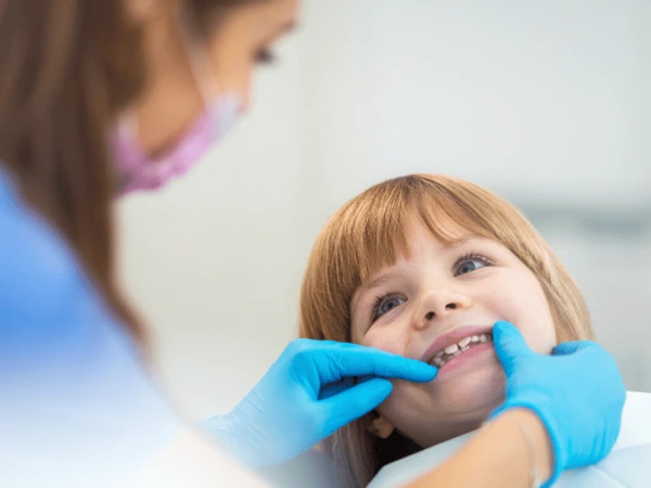 Quando portare un bambino da dentista?